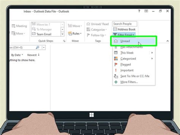 How do you add an unread button in Outlook?