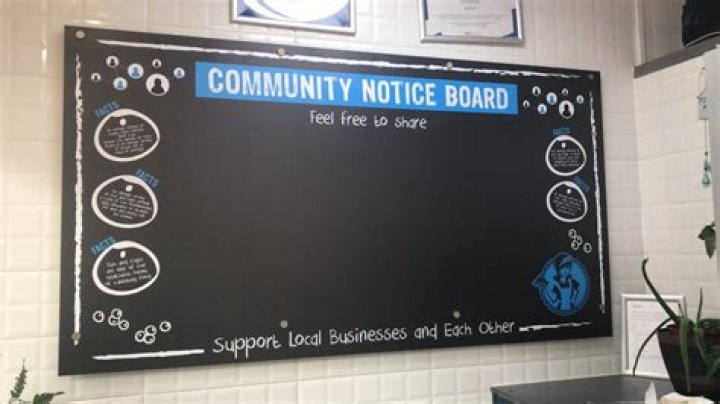 How do you make a notice board look good?