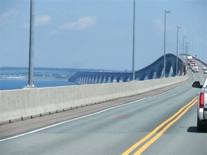 How far is Confederation Bridge from Charlottetown?