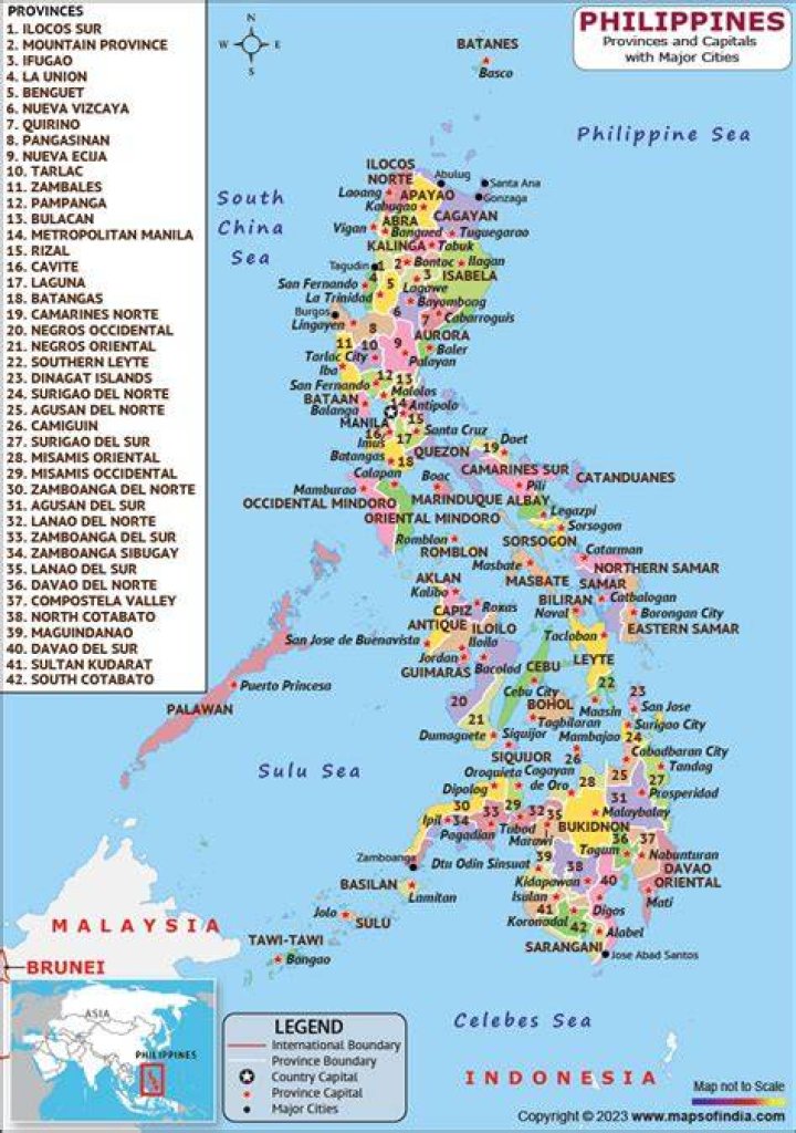 How many provinces are there in Malaga?