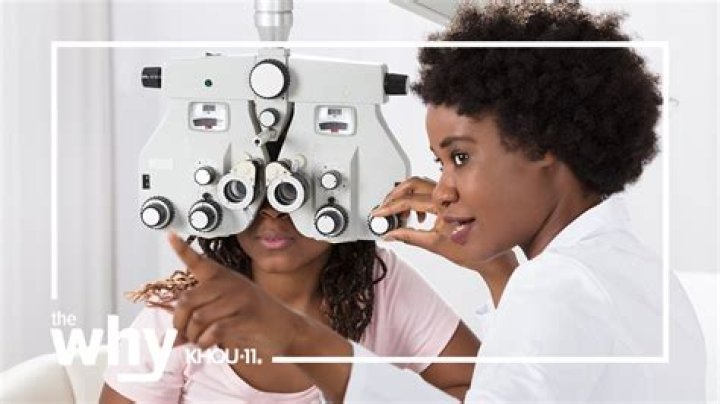 How many years does an ophthalmologist go to school?