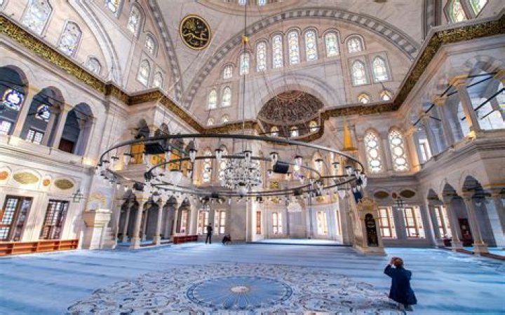 How much is a mosque in Turkey?