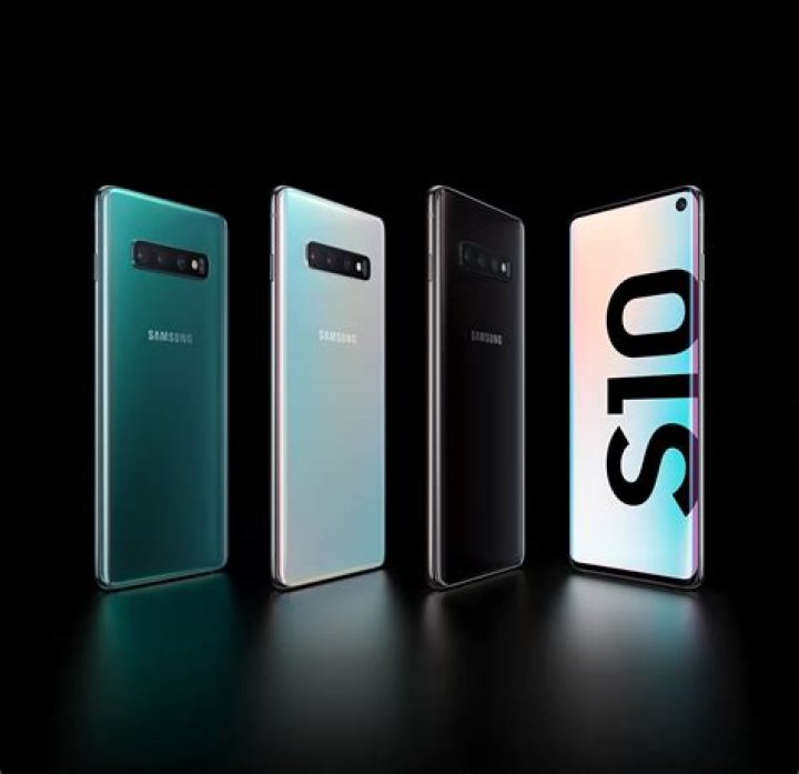 How much is Samsung s10 monthly?