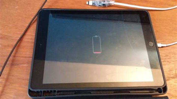 What voltage does an iPad charge at?