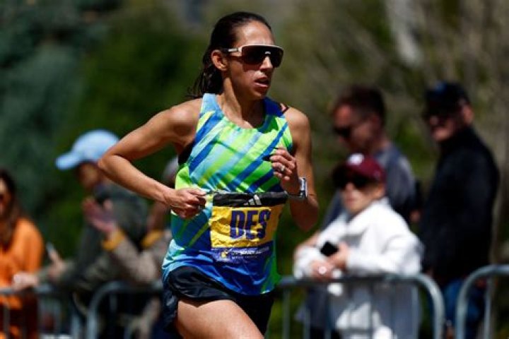 Where is Desiree Linden from?