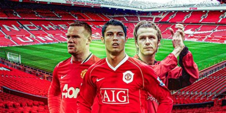 Who is the penalty taker for Manchester United?